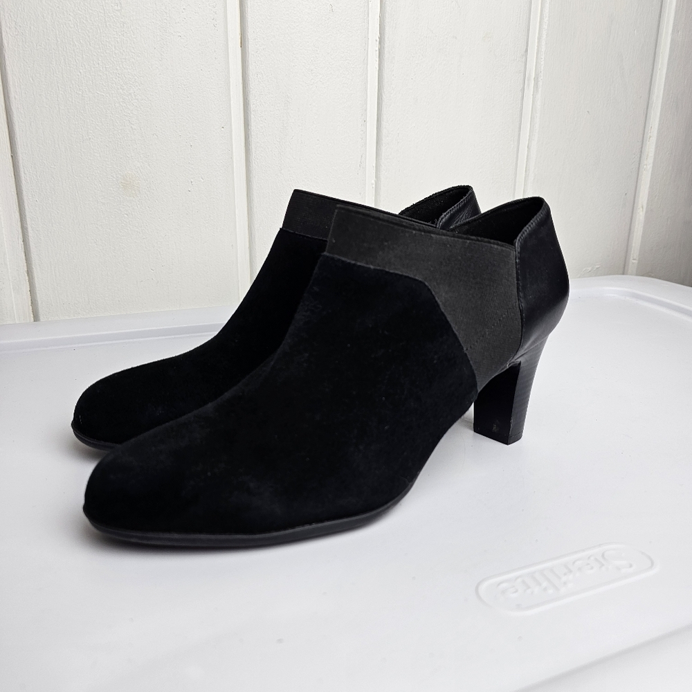 Abeo Victory Black Suede Leather Heeled Slip On Closed Toe Booties Womens 9N